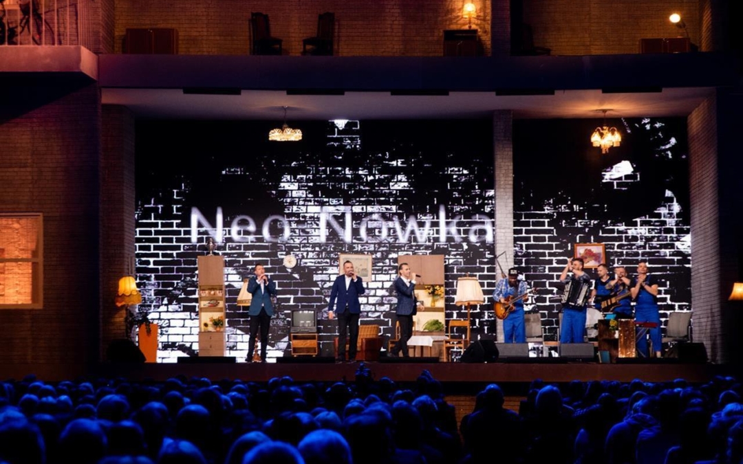 Kabaret Neo-Nówka – Kazik sam w domu